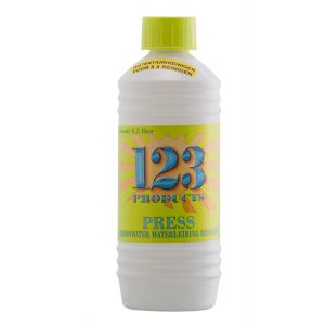 123 Products  Press sw schoonwatertank en -leiding reiniger 500 ml